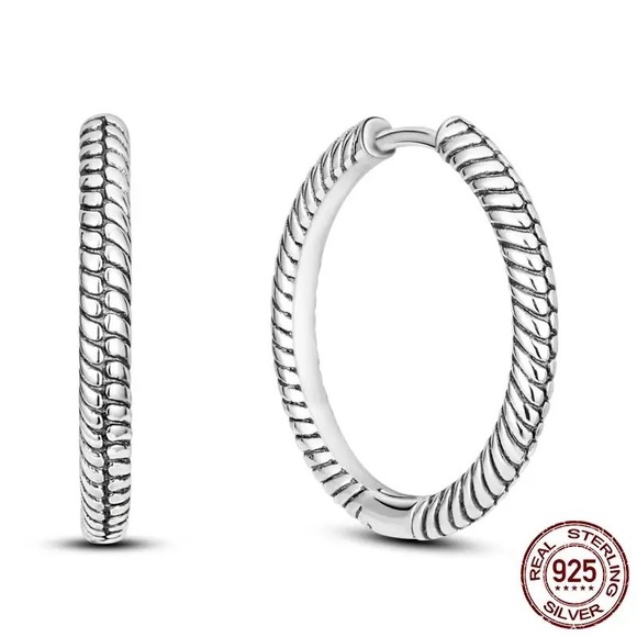 ◾️925 Sterling Silver Round Hoop Earrings - Picture 8 of 8